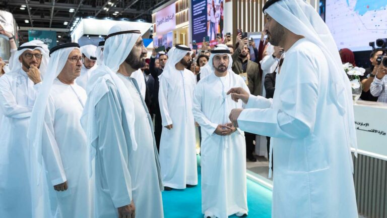 Mohammed bin Rashid visits Arabian Travel Market 2026